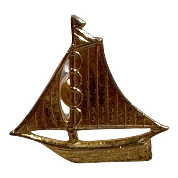 Vintage Sailboat Gold-Tone Stud Earrings Boat Beach Cruise Nautical Vacation - Picture 4 of 6
